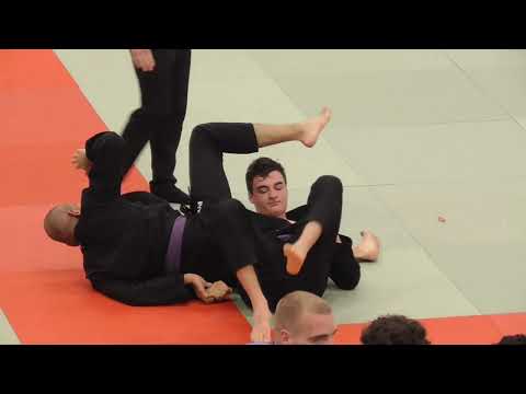 Benjamin Yague Raguz vs Govind Patwari - English Open BJJ 2022 - Purple Adult - Light