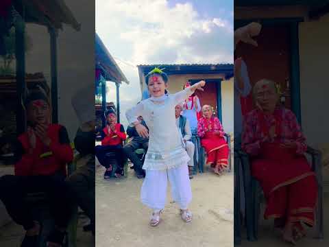 Aauthyo dashain aaunata pahileni ❤️💕#mamaghar #dashainsong #tranding @Ezesbi555