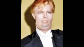 Rare footage of David Bowie 1975 - The Fat White Duke