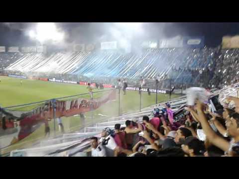 "Una enorme fiesta y gran recibimiento.!! Atletico Tucuman.!!" Barra: La Inimitable • Club: Atlético Tucumán • País: Argentina