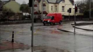 preview picture of video 'Icy Roads in Cork on Boxing (St Stephens) Day 2009'