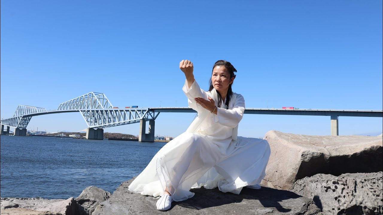 道家养生龙门八法#黄冬梅太極拳教室 興味のある方はぜひ一度見学に来てみて下さい。葛飾区立石にて毎週火曜日，土曜日，日曜教室に行っています連絡先電話080-2485-9956