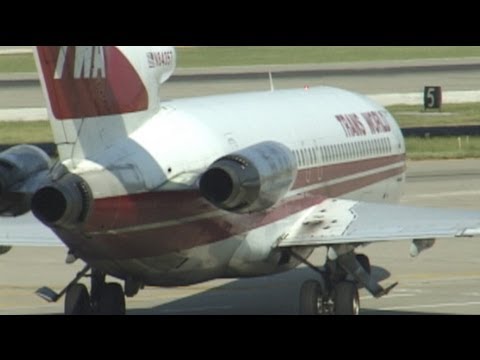 TWA 727s at Lambert Field... Good old memories!!