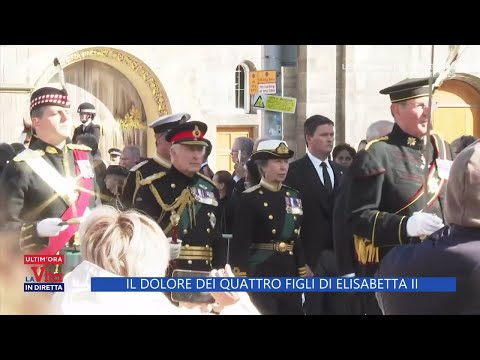 Il dolore dei quattro figli di Elisabetta II - La Vita in diretta 12/09/2022