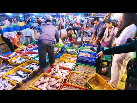 Amazing People Activities at Wet Market Scene - Vendors, Fish, Seafood, Crab, Lobster & More | Malen