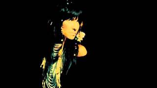 Buffy Sainte Marie - The Big Ones Get Away