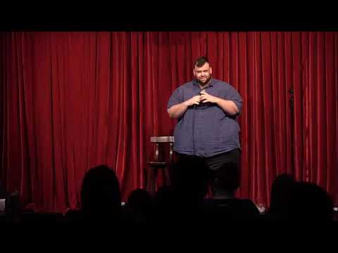 Stan Up -  Não consigo falar não pra minha mãe.