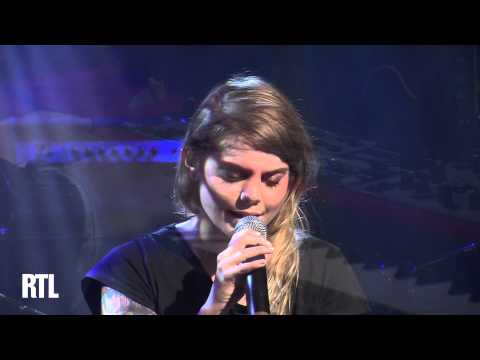 Coeur de Pirate - Mistral Gagnant en live dans le Grand Studio RTL - RTL - RTL