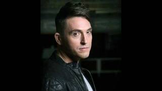 Ákos - Minden Most Kezdődik El