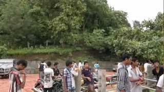 preview picture of video 'Dabhosa Waterfall, Dadra nagar haveli, 06.08.12'