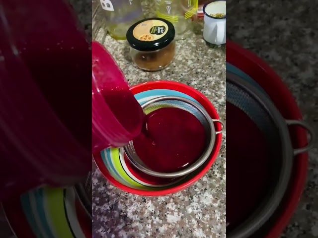 Vídeo relacionado con EL ARTISTA ECOLÓGICO. Cómo crear tus propios colores y pigmentos naturales (ARTE)