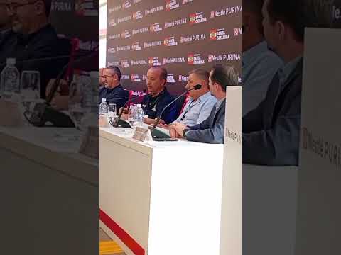 A Nestlé Purina inaugura sua primeira fábrica em Vargeão, no Oeste de Santa Catarina.