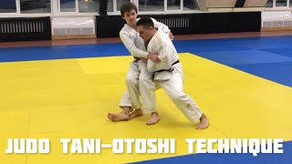 Judo Tani-otoshi technique