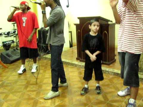 R-Naipe A Deus Honra e Glória