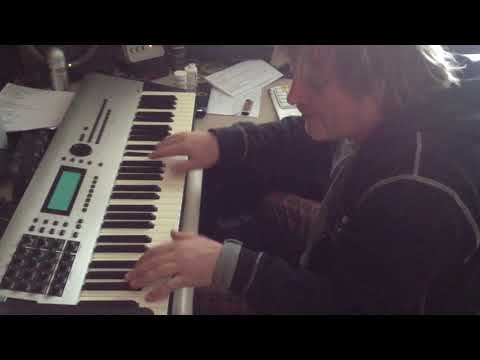 Yes Guest: 10/9/13 - Igor Khoroshev with Checkpoint Charlie