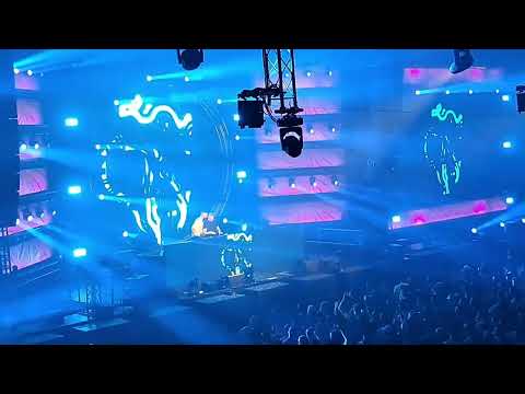 VWAB | the man with the golden classics - NOISECONTROLLERS