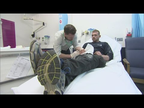 Senior consultants cover hospital A&E whilst junior doctors strike