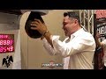 OSCAR DE LA HOYA STILL HAS BIG POWER! SMASHES PUNCH MACHINE WITH 8900 SCORE!