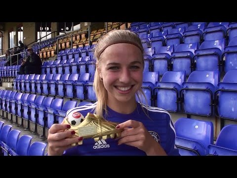 Women's Football Diaries 2014. 100,000 YouTube Views Award Ft. Jackie Groenen. Chelsea Ladies F.C