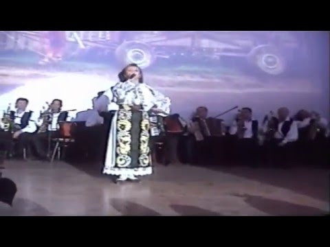 16.12.2015- Camelia Ceocu- Spectacolul ,,Dor de viata satului"/ part.1