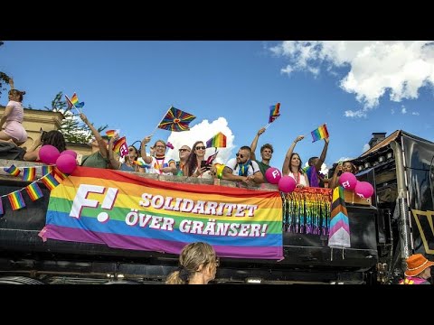 Zweden draait genderbehandeling voor tieners terug terwijl Spanje doorgaat
