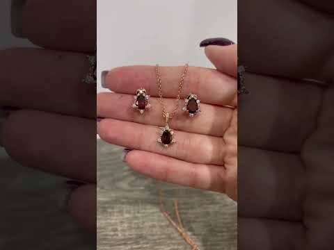 Подарок девушке набор "Рубиновые капли" серьги и колье медзолото 18К с цирконами в коробочке - фото 1 - id-p2076561561