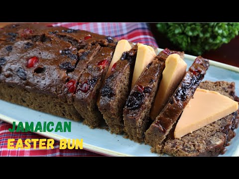 How To Make Jamaican Easter Bun | Easter Bun Recipe || JUENFO Kitchen