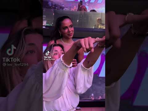 ANITTA y LUNAY /TODO O NADA