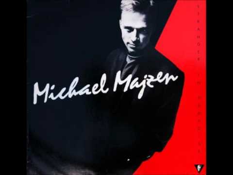 Majzen - Simon On The Wall (AustroPop)