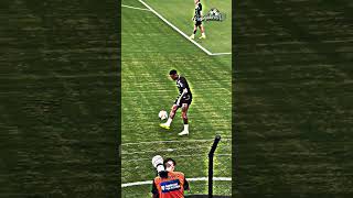Perguntaram se o Neymar sabe dominar 😂 #football #loucosporfutebol #shortsfutebol