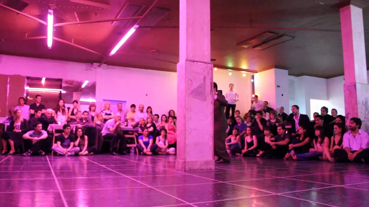 CRISTHIAN SOSA Y SABRINA GARCIA EN FLOREAL MILONGA 01