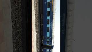 preview picture of video 'Panvel express Crossing at Limbgaon Station Maharashtra'