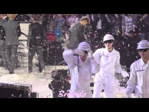 131122 MAMA in HK ending EXO feather war