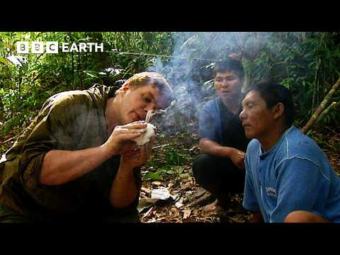 Ray Mears Teaches Bushcraft Techniques to Locals Living in Amazon | BBC Earth Explore