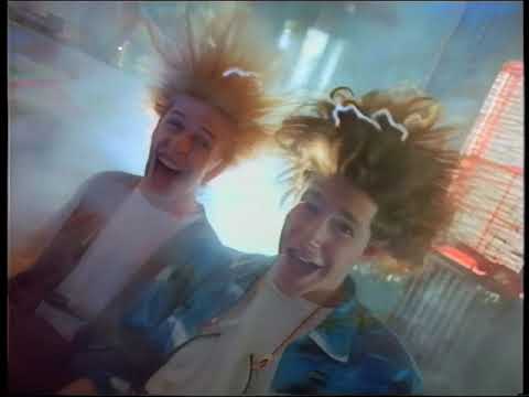 Nintendo Game Genie Commercial From Galoob (Codemasters) - Featuring Dizzy!