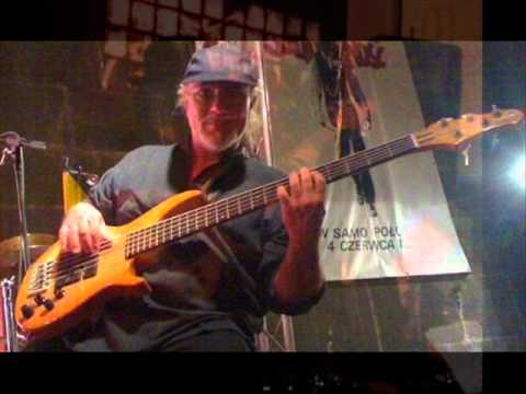 Mi-longa vida (Steve Mariani) (bass solo)