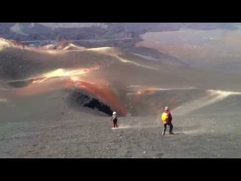 Fogo: Abstieg vom Krater über den Pico Pequeno (Ausbruch von 1995)