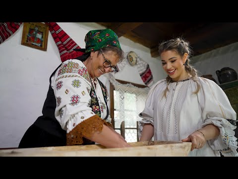 Cristina Maria Farcas - N-am o mamă, ca am două