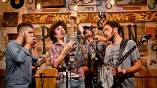 Lucky Barn (S02E04) - The Brothers Comatose - Van Song @Pickathon