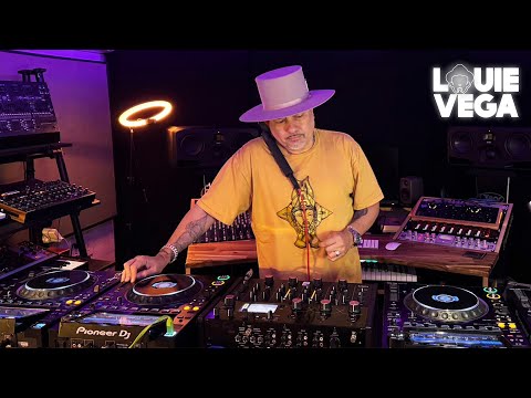 Louie Vega - Deep, Soulful & Afro House Summer Mix (Live from theHUB. Ibiza)