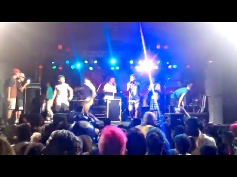 Mc's Beka e Ivan Boladão no Polo Carnavalesco em Salgadinho 07/02/2016