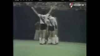 NY Cosmos Vs. River Plate (1980)