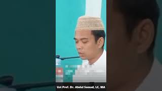 Download lagu What if my wife suddenly starts menstruating while having sex? | Sermon by Ustadz Abdul Somad mp3
