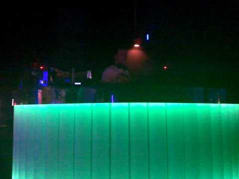 Mark Burton playing Marco V & 8 Wonders - The Feeling After @ Lush APR 2010