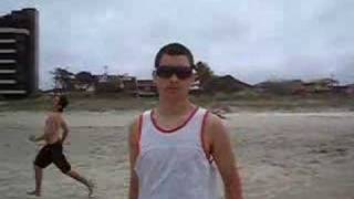 Quem sou aquele idiota correndo ali? u.u