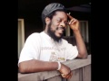 Dennis Brown - Open Up The Gates