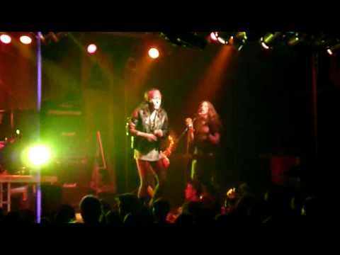 Guns 'n Roses tribute - Dust 'n Bones - Live 'n Let Die (LIVE 2010)