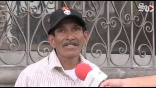 Don Fernando, su cajón y el antiguo oficio de bolero en Torreón