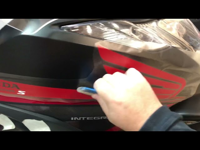 Vídeo relacionado con 2 Kit de Pegatinas Sponsor para Coche Moto Racing de Vinilo Troquelado Sport Tuning Fabricadas en Vinilo Polimérico Exterior Resistente al Calor y al Frío REF 001 (Negro