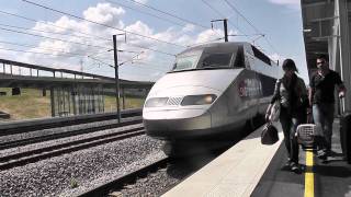 preview picture of video 'Tramway de Reims (4) - Gare Champagne TGV + TER'